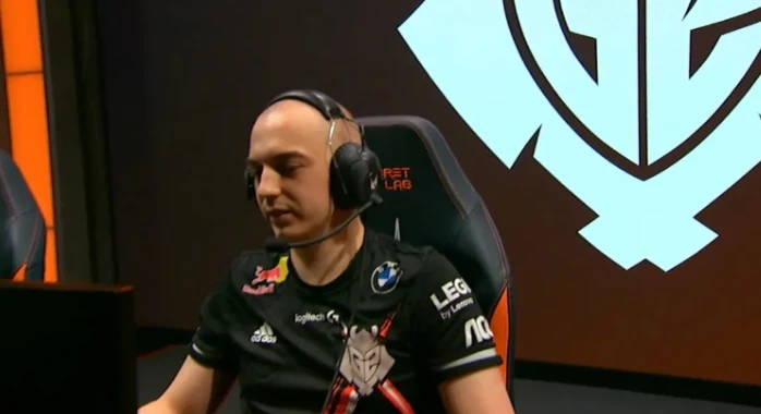 RNG险胜TL,Gumayusi打出惊人五杀焦点之战半决赛,锁定晋级资格 RNG险胜TL,Gumayusi打出惊人五杀焦点之战半决赛,锁定晋级资格