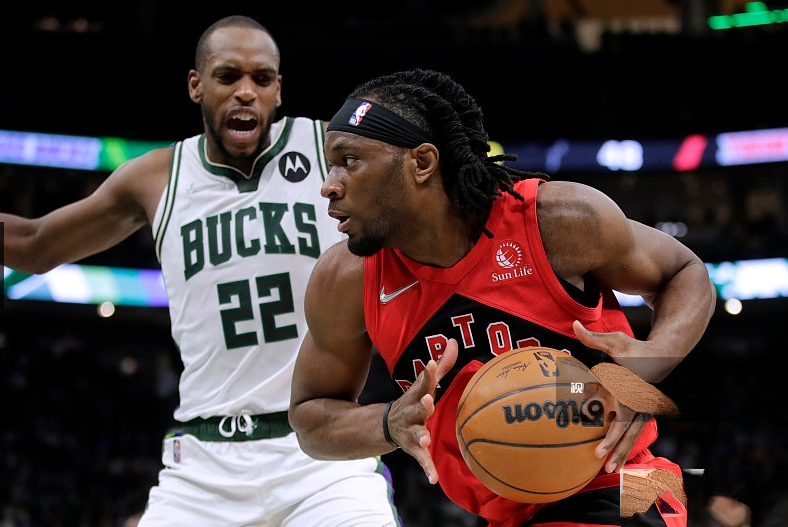 猛龙重返巅峰,雄鹿能否继续卫冕? 猛龙重返巅峰,雄鹿能否继续卫冕?