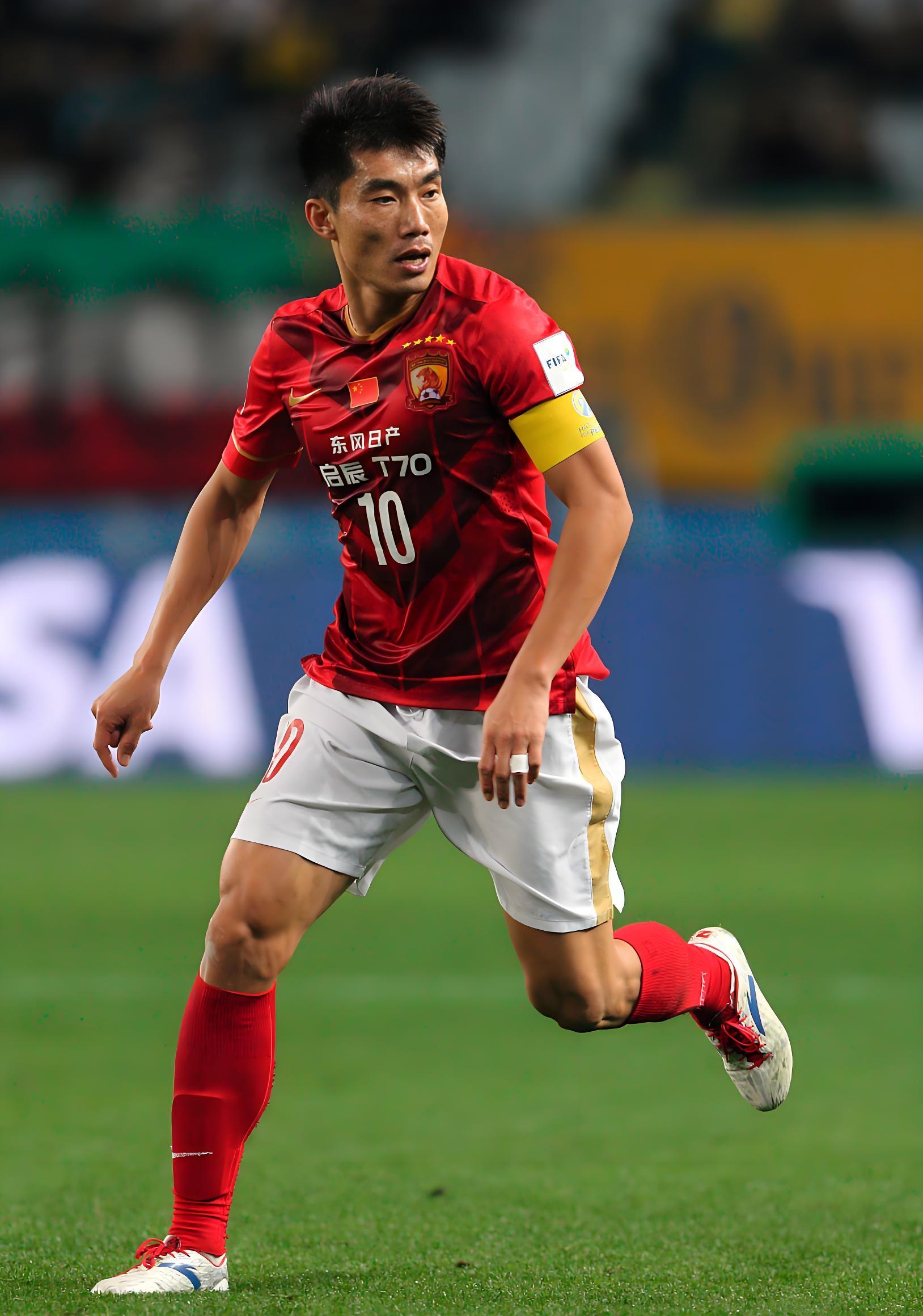 国内球队在重要足球赛上展现出色 国内球队在重要足球赛上展现出色